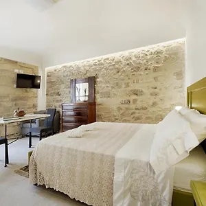 Pensión Hyblaliferooms, Ragusa